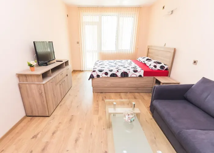 за гости боряна * Burgas