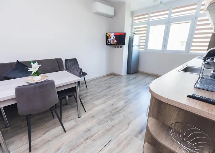 за гости боряна Burgas